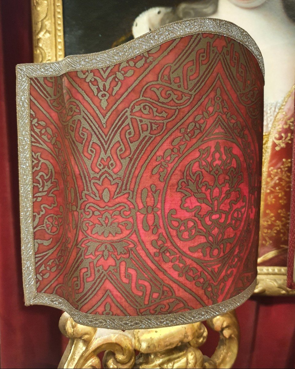 Pair Of Lamps In Golden Wood From The Eighteenth Century-photo-3