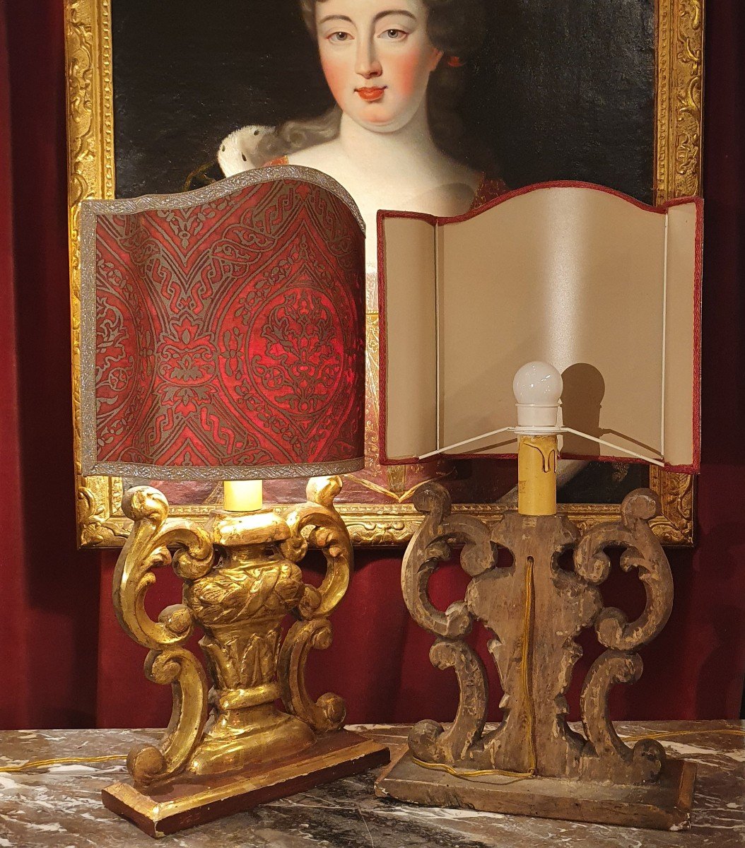 Pair Of Lamps In Golden Wood From The Eighteenth Century-photo-4