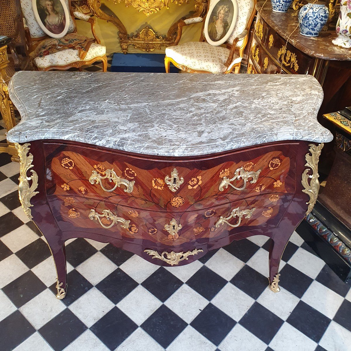 Large Curved Chest Of Drawers Louis XV Period-photo-2