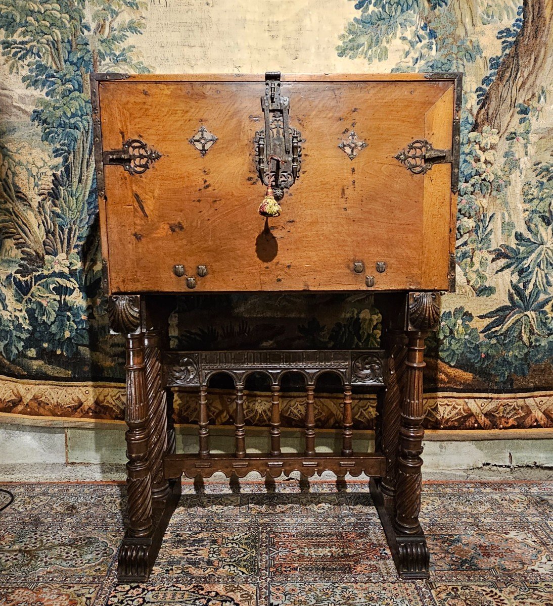 Cabinet Dit "vargueno" Epoque Louis XIII