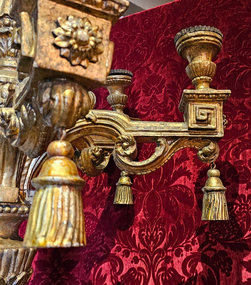 Chandelier In Golden Wood Louis XVI Period-photo-1