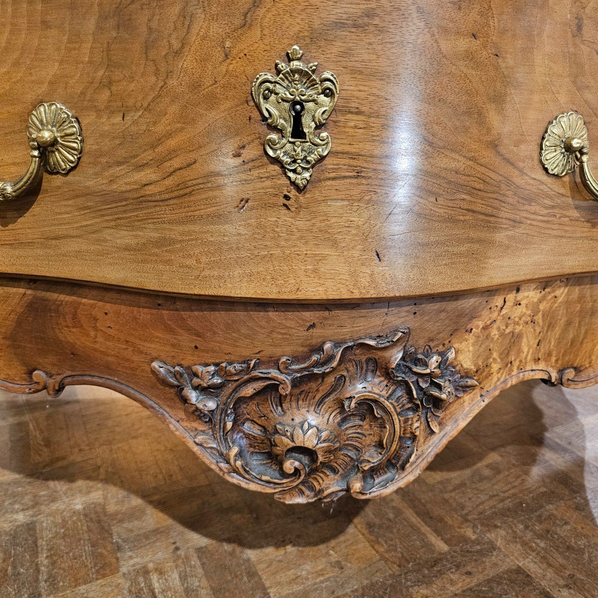 Louis XV Period Double Curved Commode-photo-3