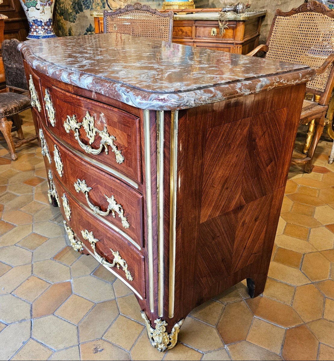 Louis XV Period Arched Commode-photo-3