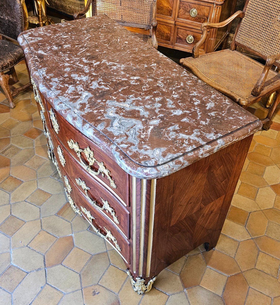 Louis XV Period Arched Commode-photo-4