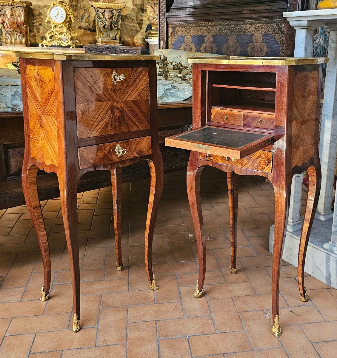 Rare Paire De Meubles Dits " Serre-bijoux " Epoque Louis XV