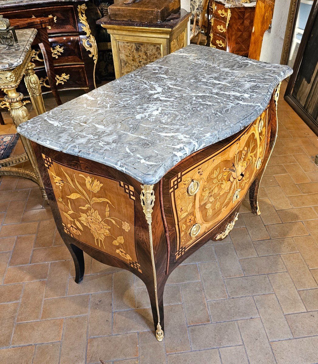 Transitional Period Jumping Chest Of Drawers-photo-1