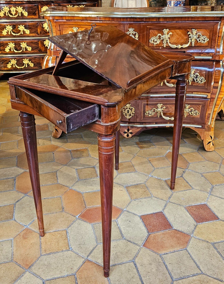 Small Louis XVI Period Travel Desk-photo-2