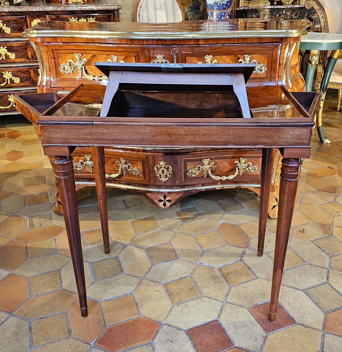 Small Louis XVI Period Travel Desk-photo-4