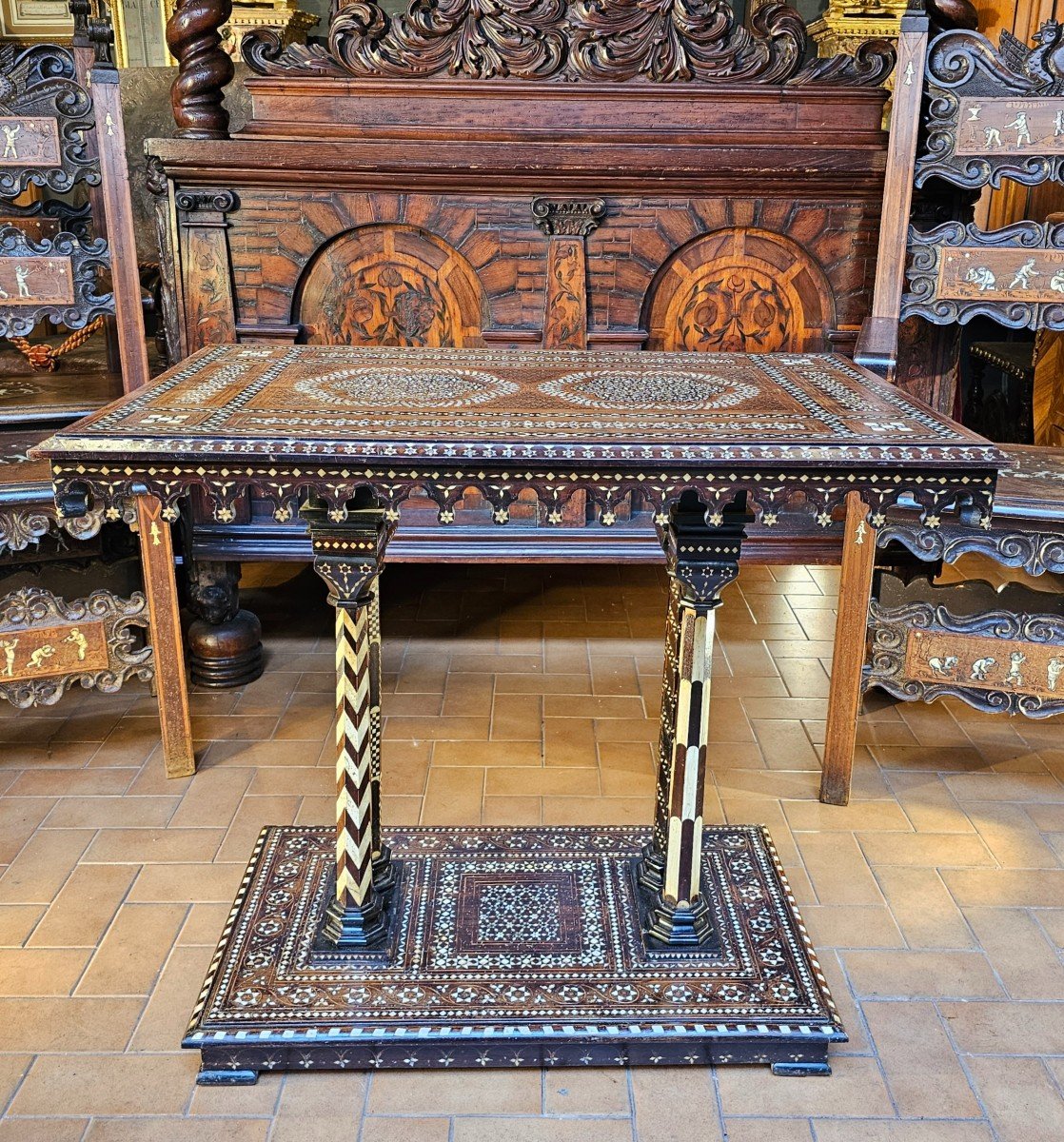 Table De Milieu De Style Renaissance-photo-4