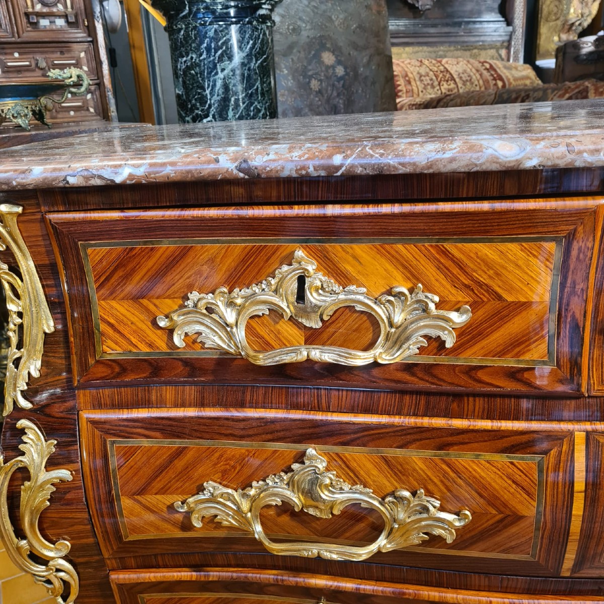 Commode De Forme Tombeau Epoque Louis XV-photo-1