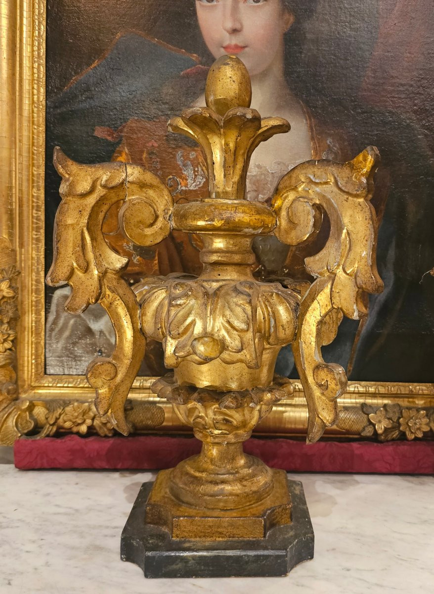Paire de'Urnes en Bois Doré Epoque Louis XIV-photo-2