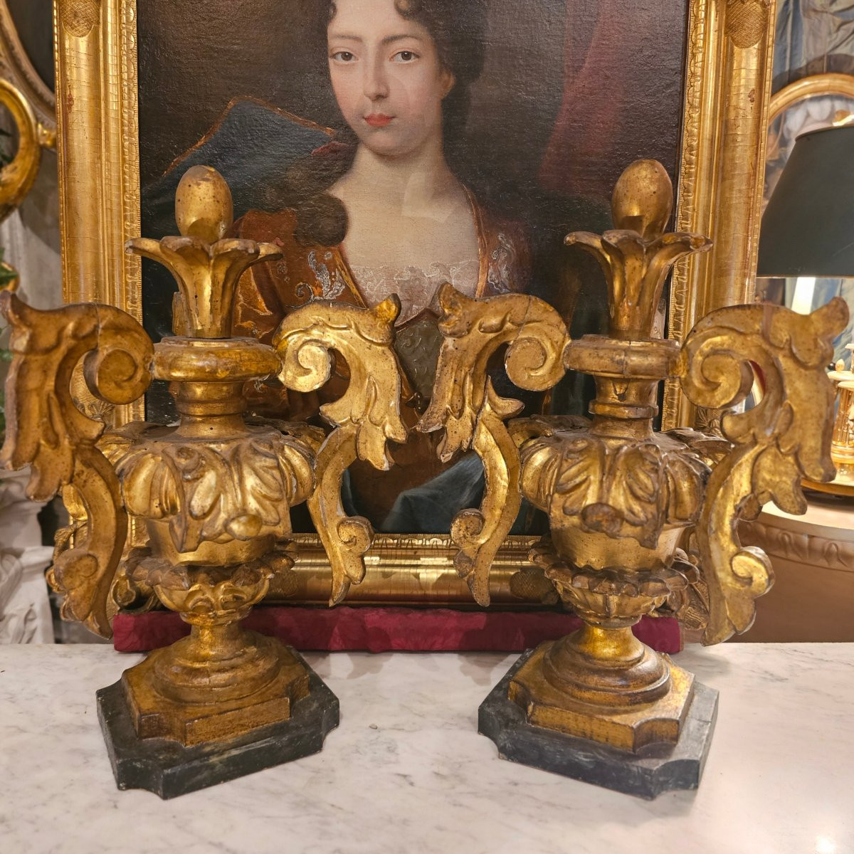 Paire de'Urnes en Bois Doré Epoque Louis XIV-photo-1