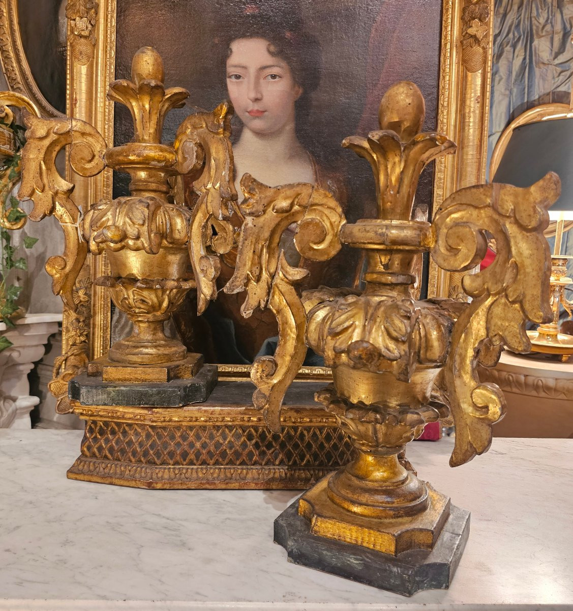 Paire de'Urnes en Bois Doré Epoque Louis XIV-photo-3