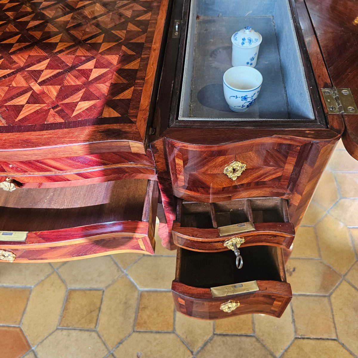 Coiffeuse en Palissandre Epoque Louis XV-photo-4