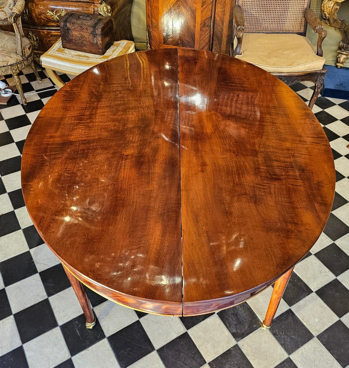 Louis XVI Period Dining Table-photo-5