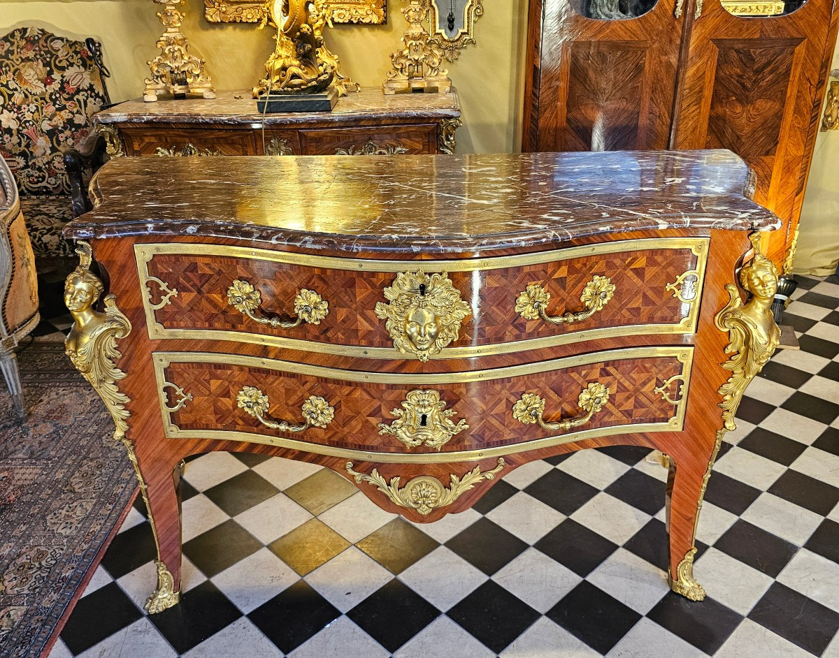 Importante Commode de Forme Galbée du XIXème Siècle-photo-2