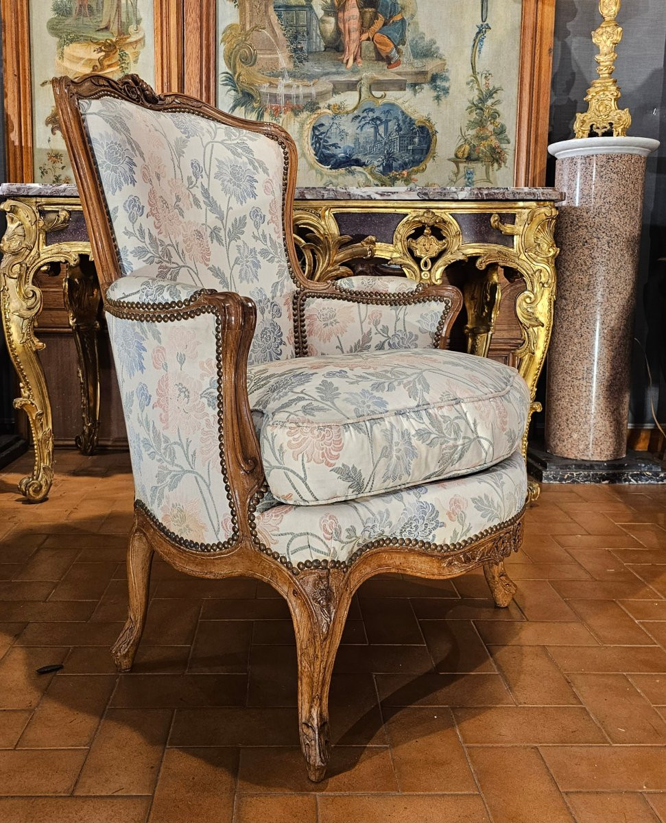 Louis XV Period Natural Wood Bergère-photo-3