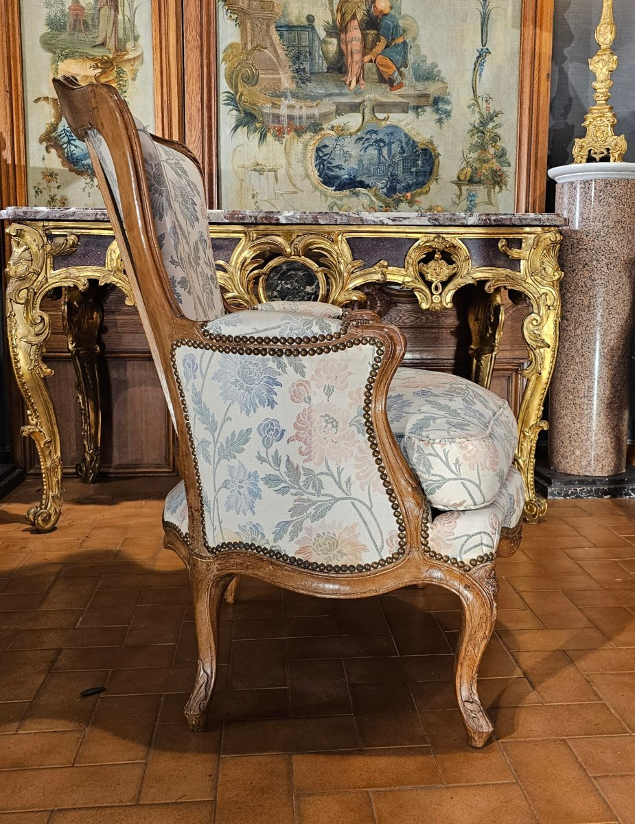 Louis XV Period Natural Wood Bergère-photo-4