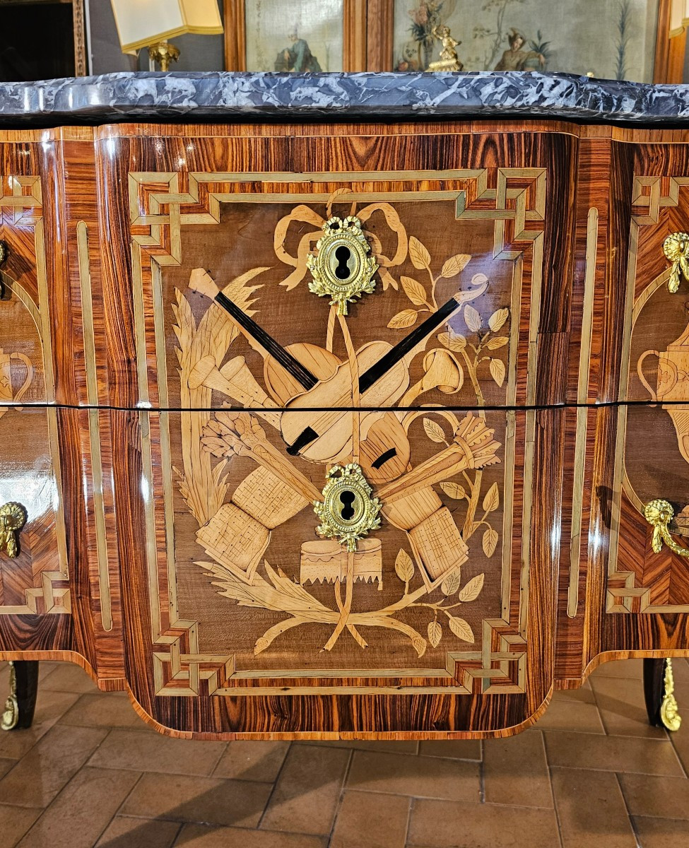 Louis XV-louis XVI Transitional Period Commode With Projecting Top-photo-4