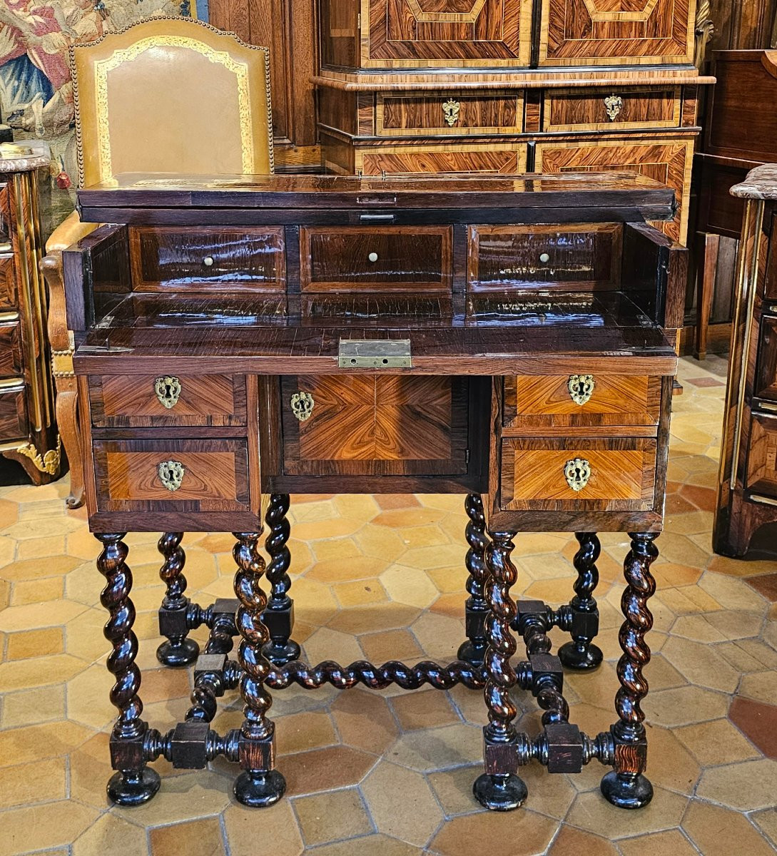 Bureau Mazarin Epoque Louis XIV-photo-3
