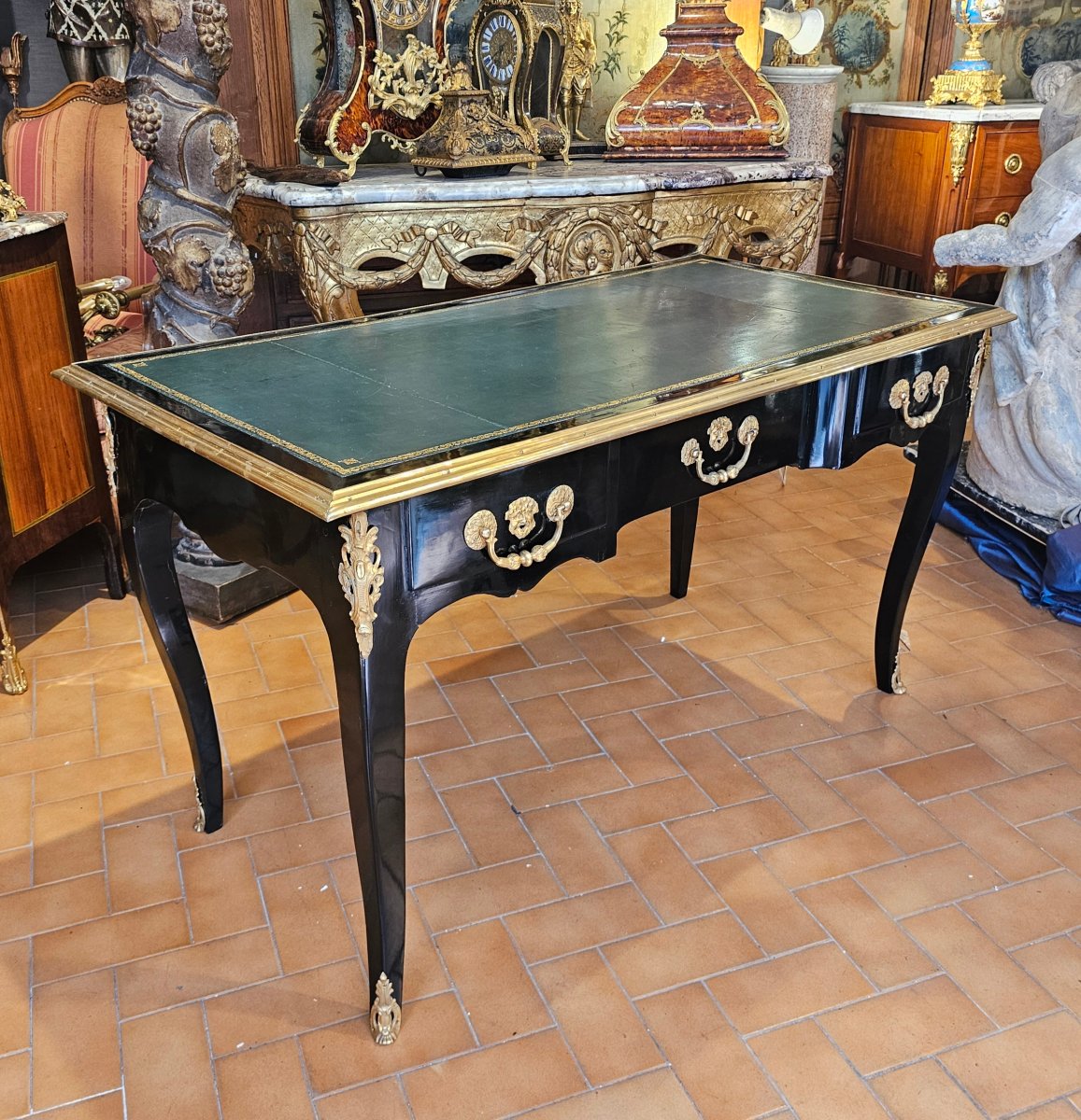 Bureau Plat Epoque Louis Régence-photo-1