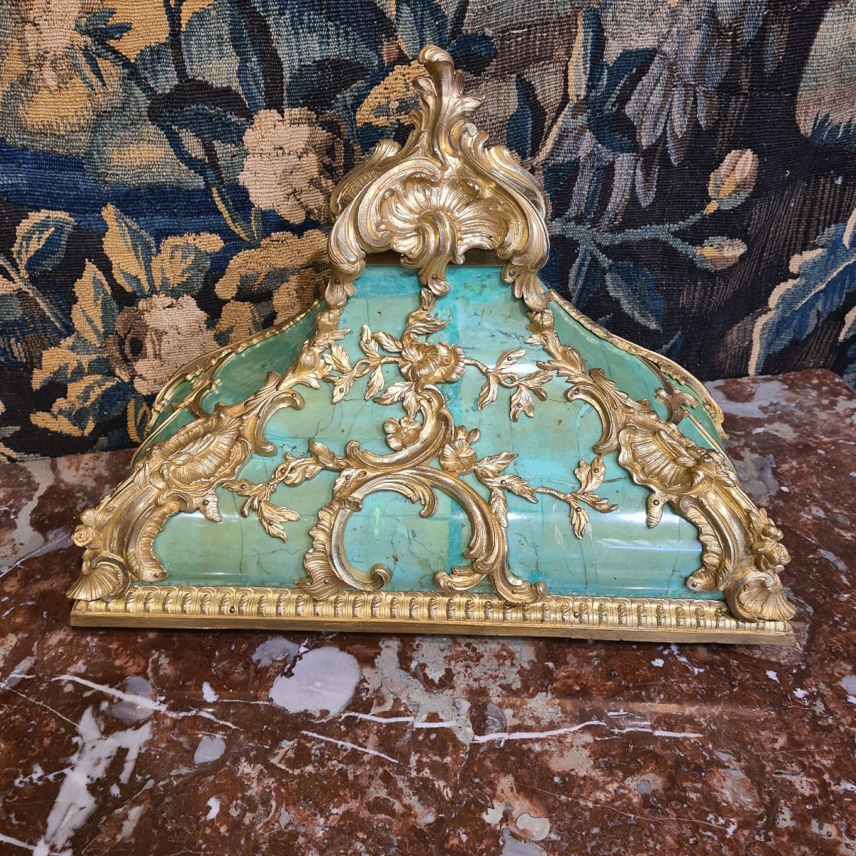 Cartel And Its Louis XV-era Console Table-photo-6
