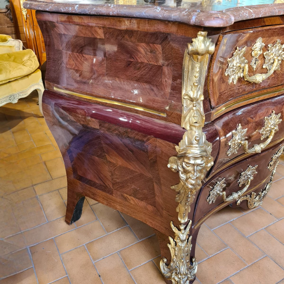 Commode de Forme Tombeau Epoque Régence-photo-3