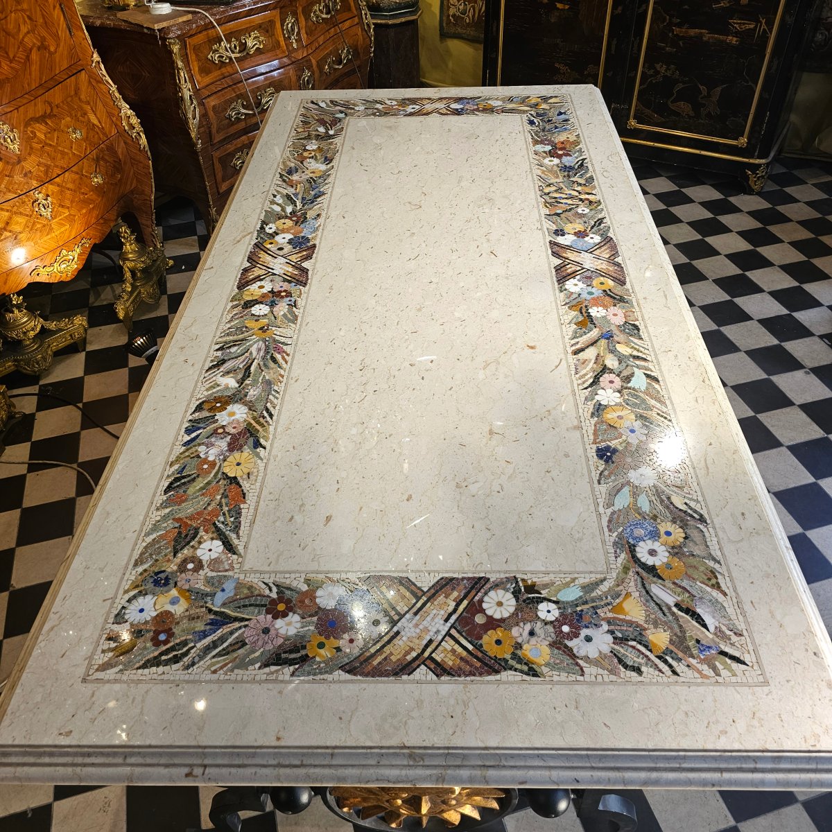 Important Early 20th-century Coffee Table-photo-4
