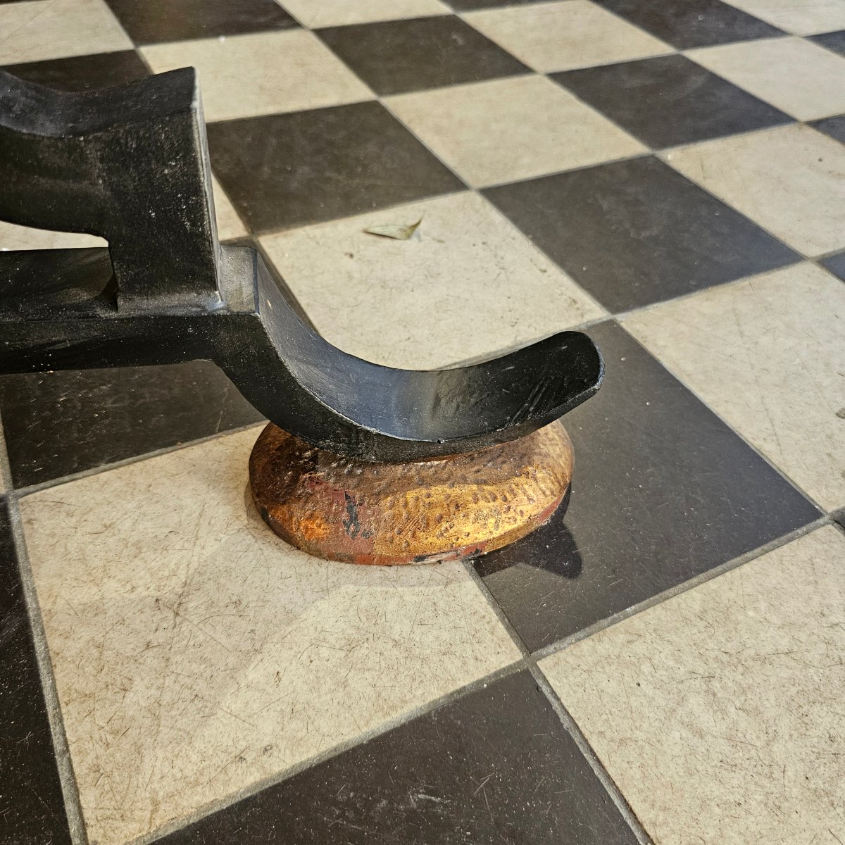 Important Early 20th-century Coffee Table-photo-6