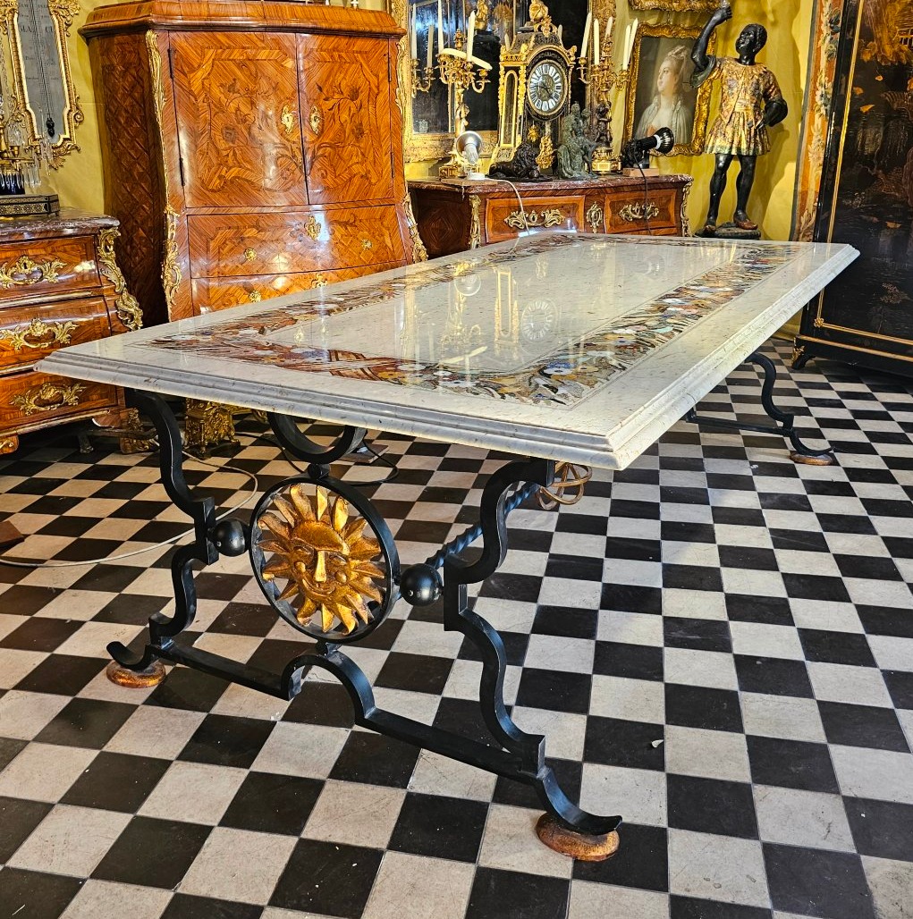 Important Early 20th-century Coffee Table