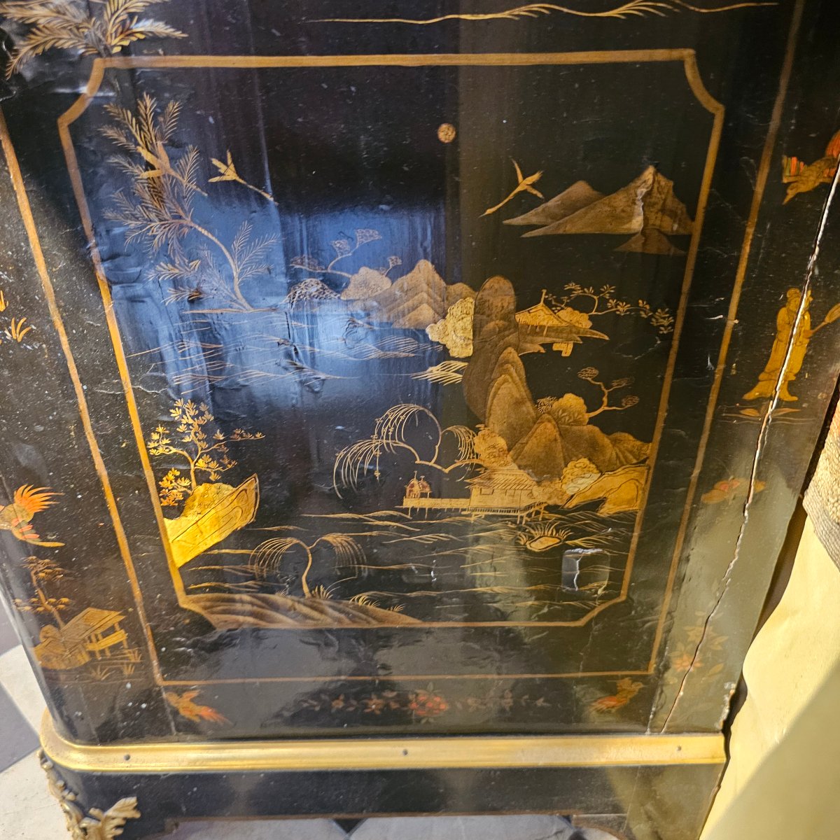 Importante Armoire en Laque de Chine Epoque Louis XV-photo-1