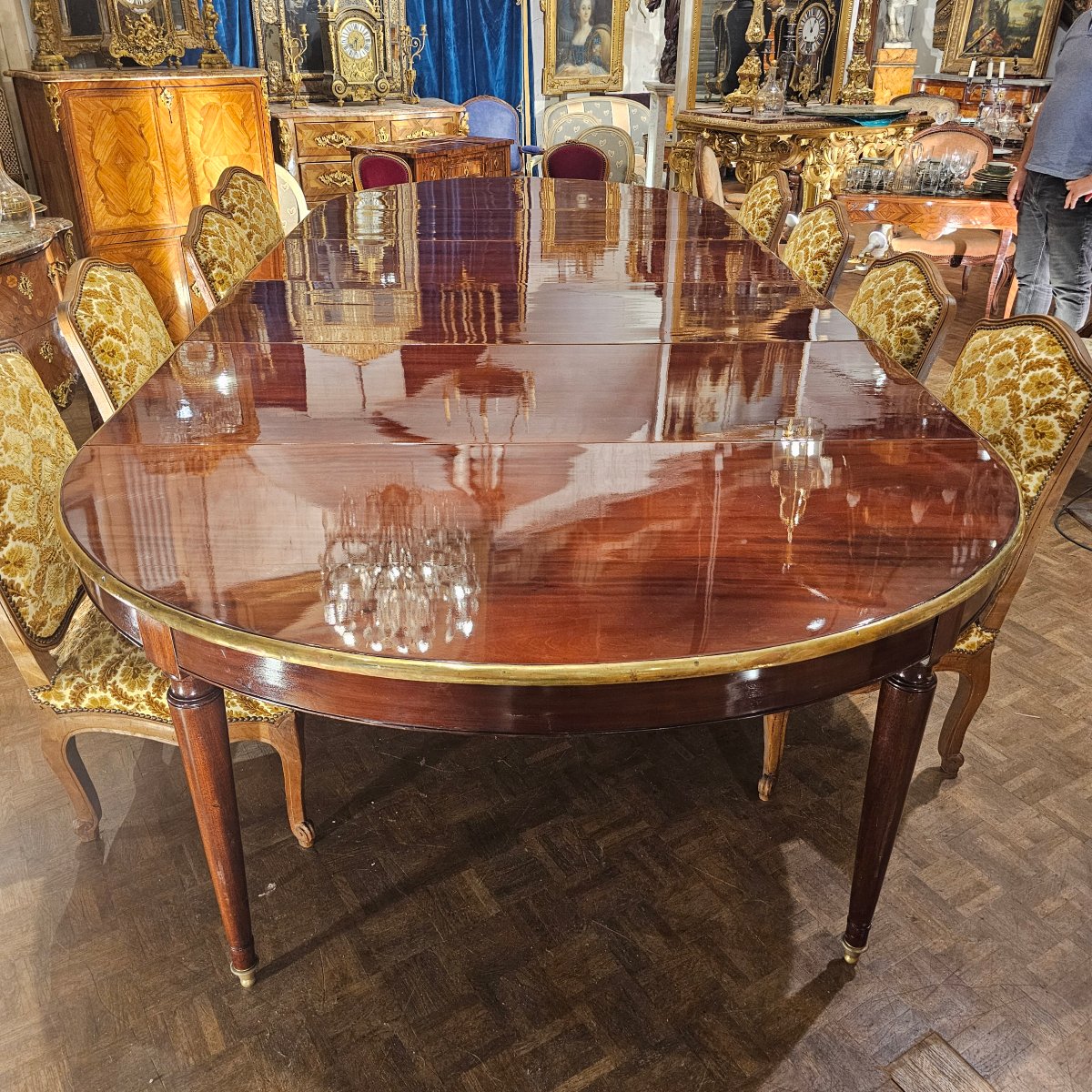 Louis XVI-style Dining Table-photo-3