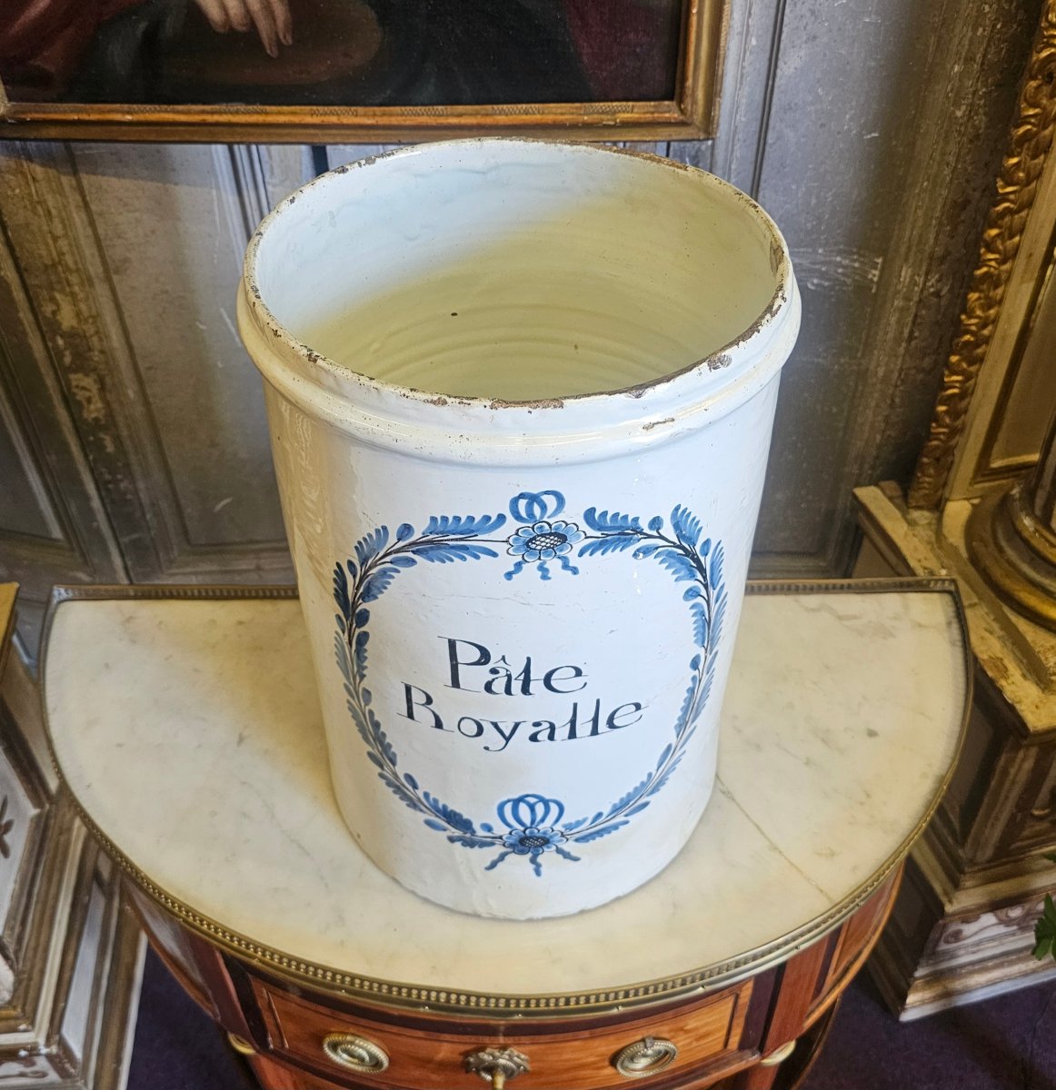 Louis XVI-era Nevers Earthenware "monster" Vase-photo-2