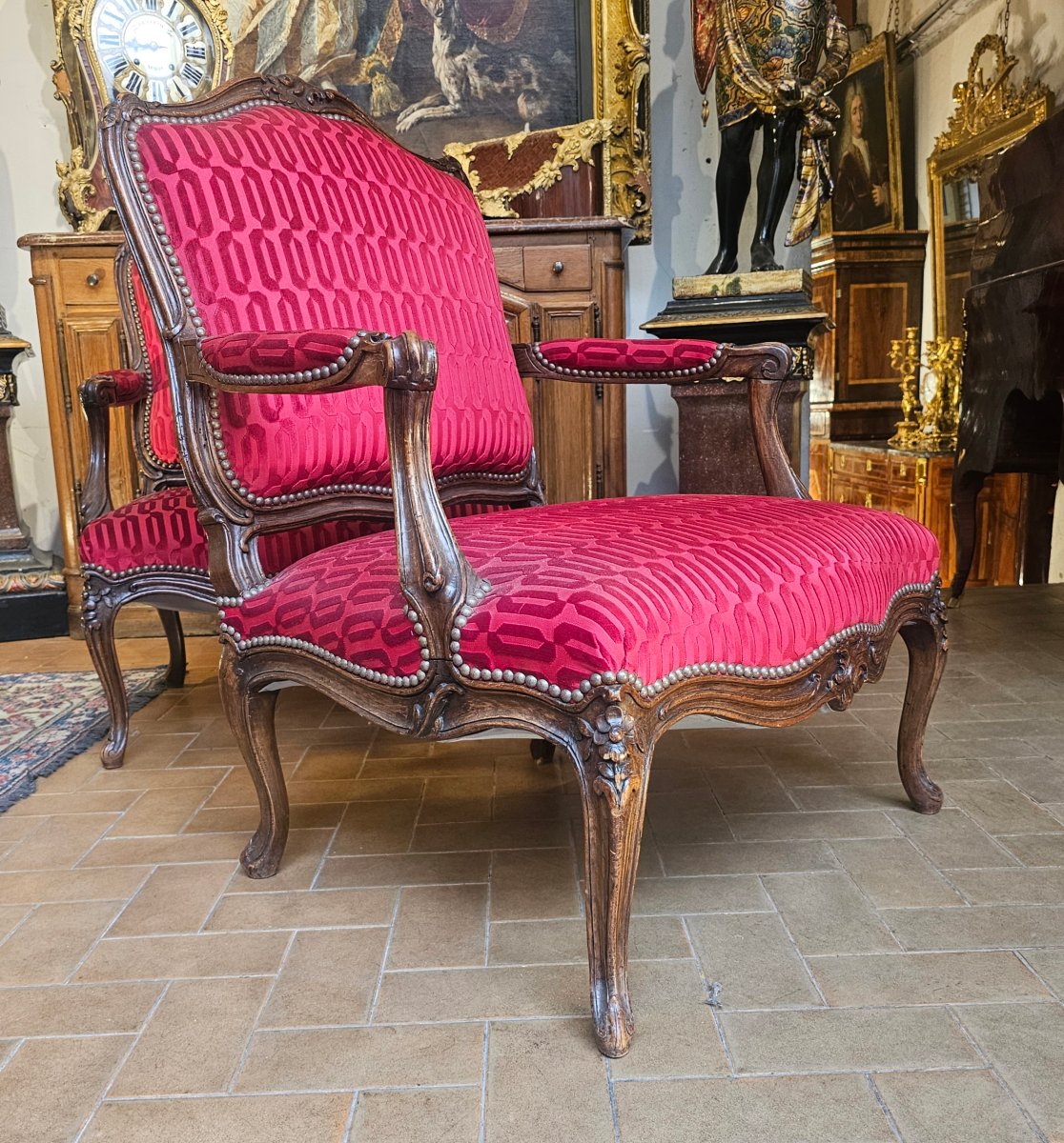 Paire de Larges Fauteuils Style Louis XV-photo-3