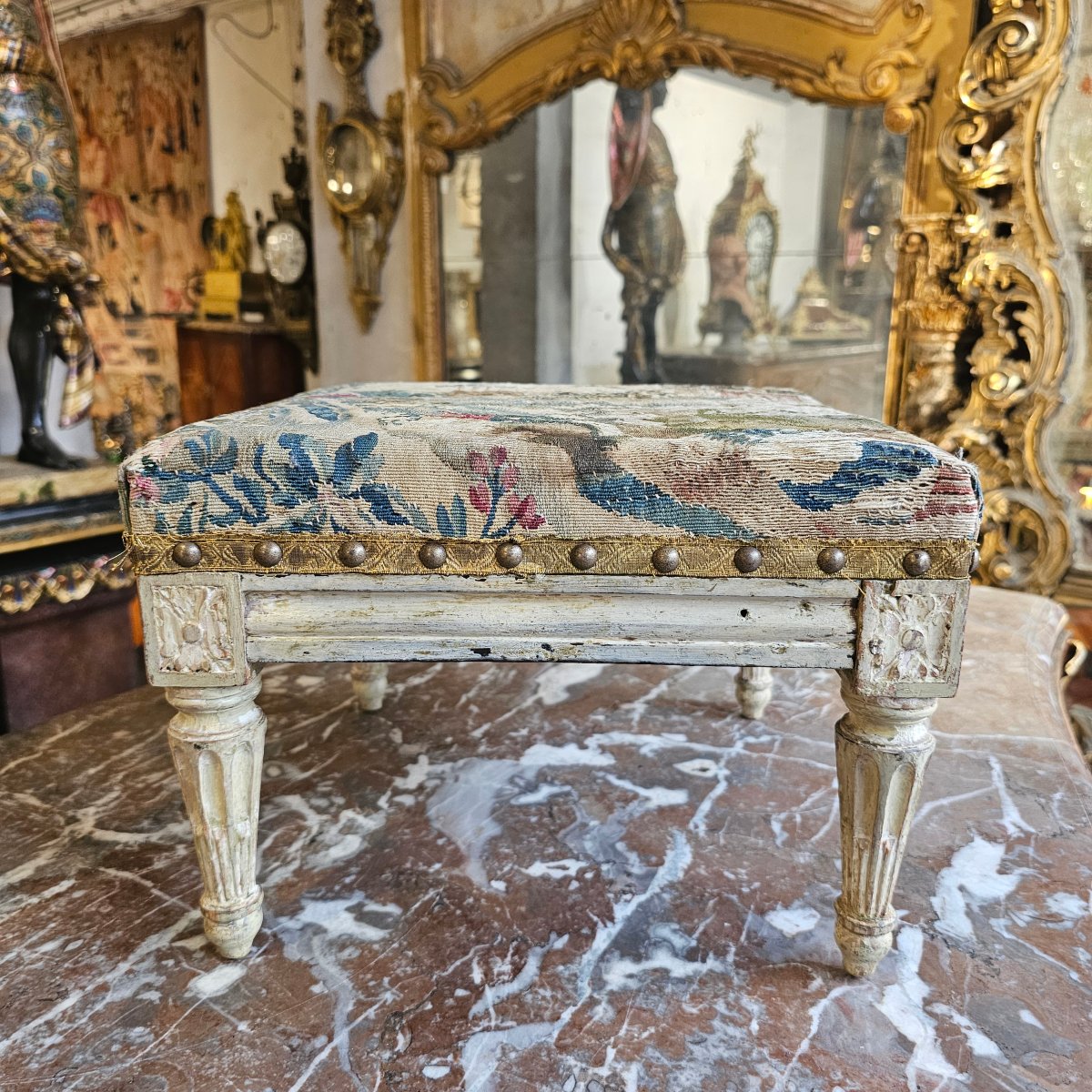 Louis XVI-era Footstool-photo-4
