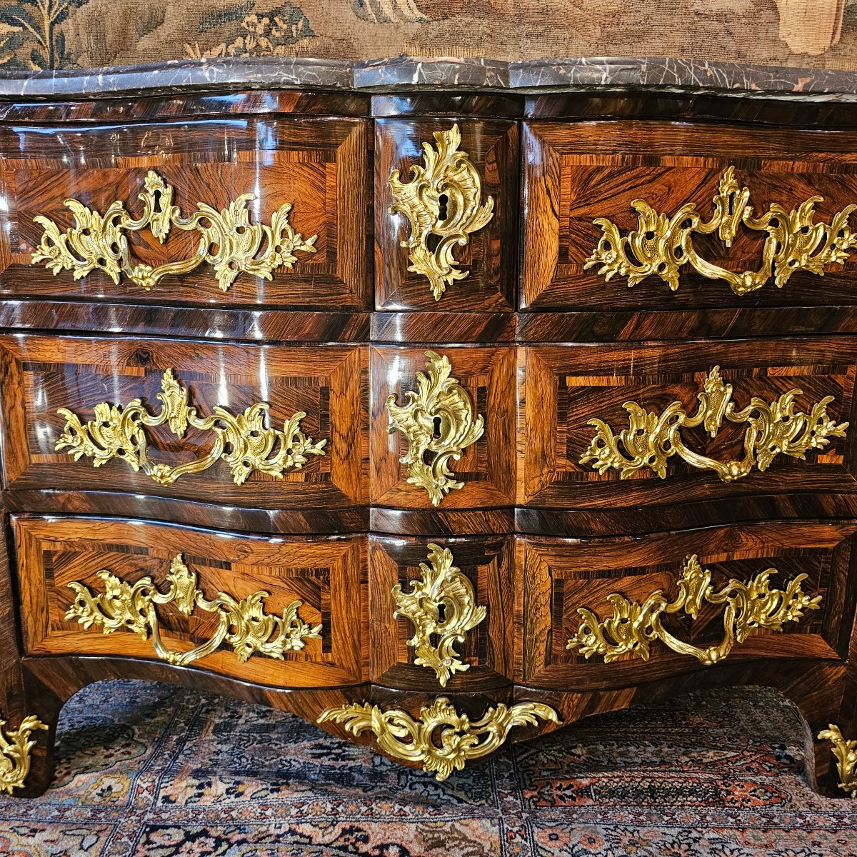 Commode de Forme Arbalète Epoque Régence-photo-4
