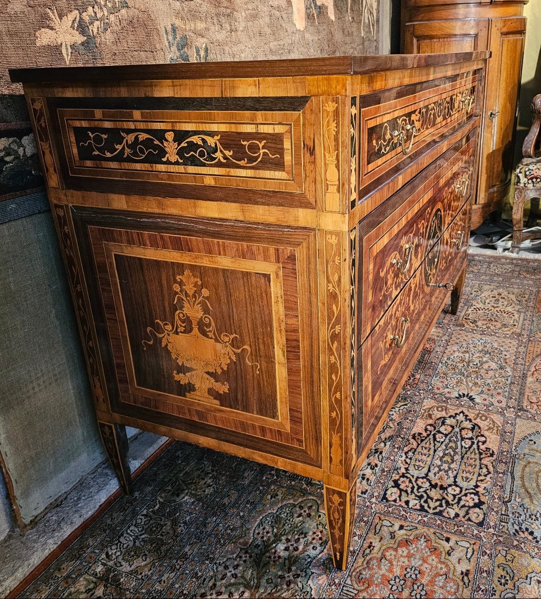 Louis XVI-era Marquetry Chest Of Drawers-photo-3