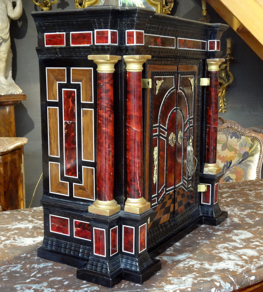 Ebony Cabinet From The Eighteenth Century-photo-2