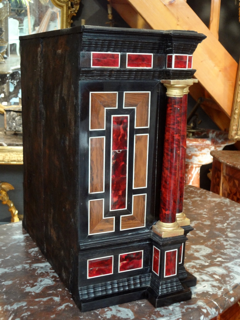 Ebony Cabinet From The Eighteenth Century-photo-3