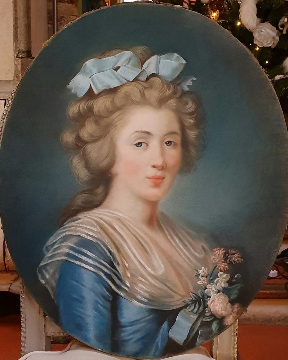 Pastel Of A Young Elegant Louis XVI Period-photo-1