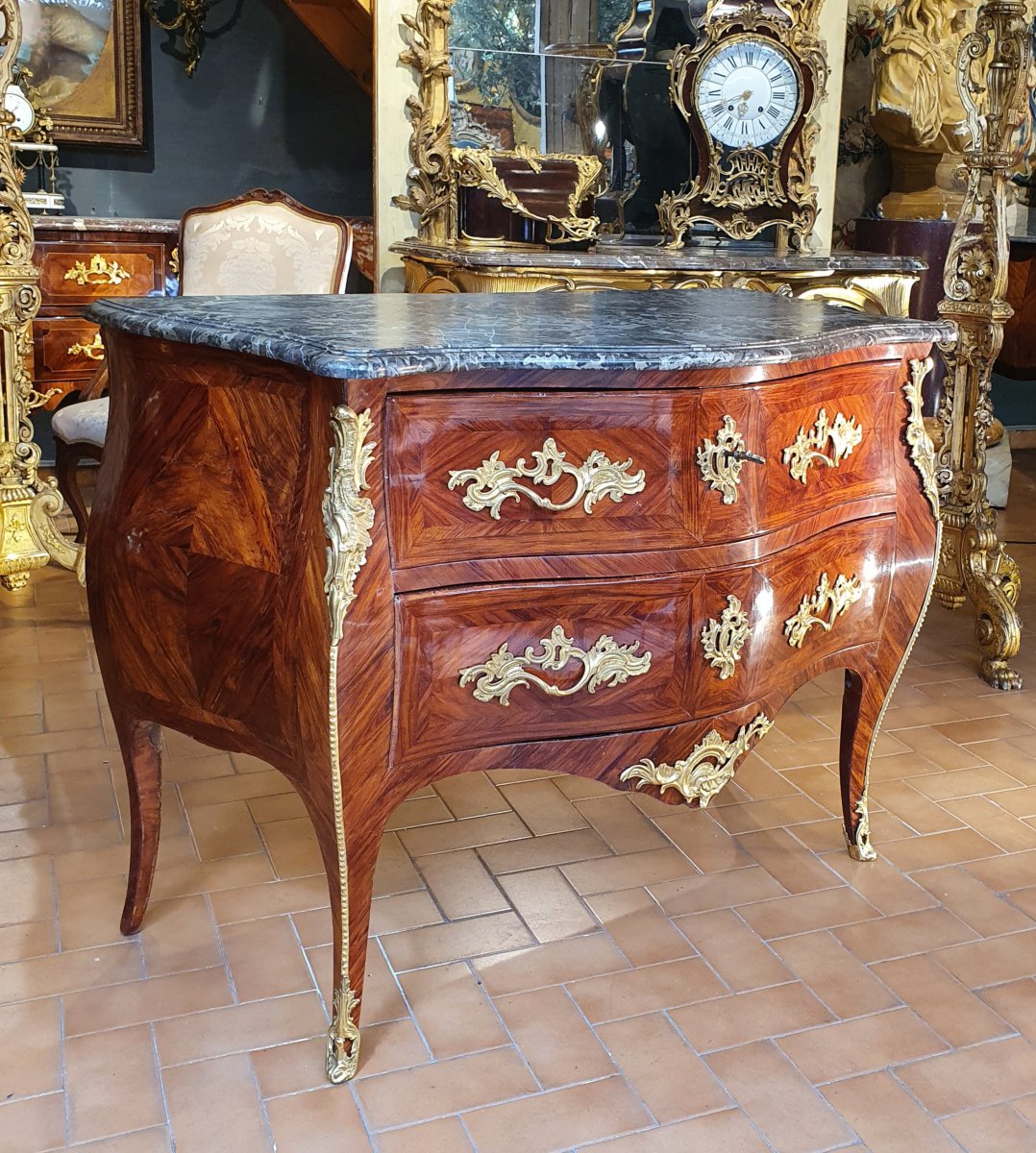 Commode De Forme Sauteuse Epoque Louis XV-photo-2