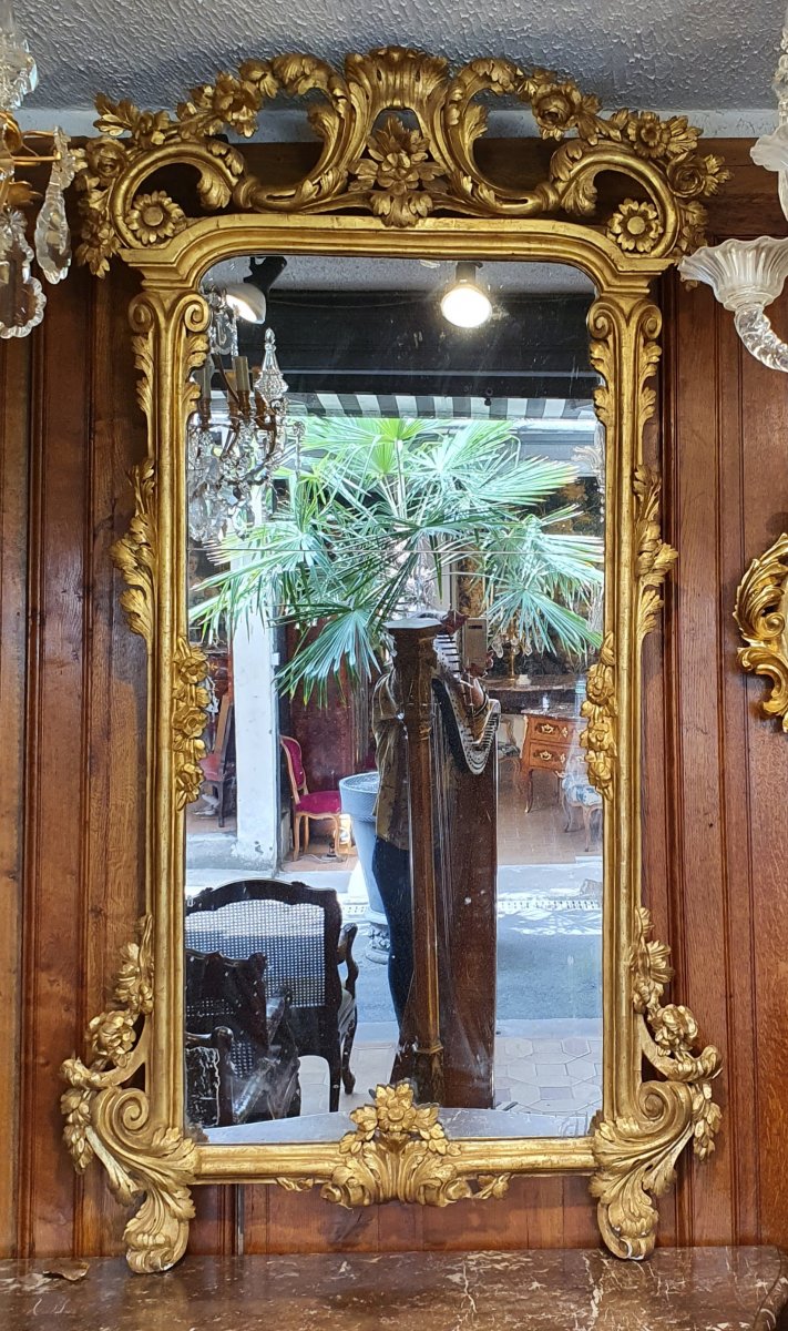 Miroir En Bois Doré Epoque XVIIIème Siècle