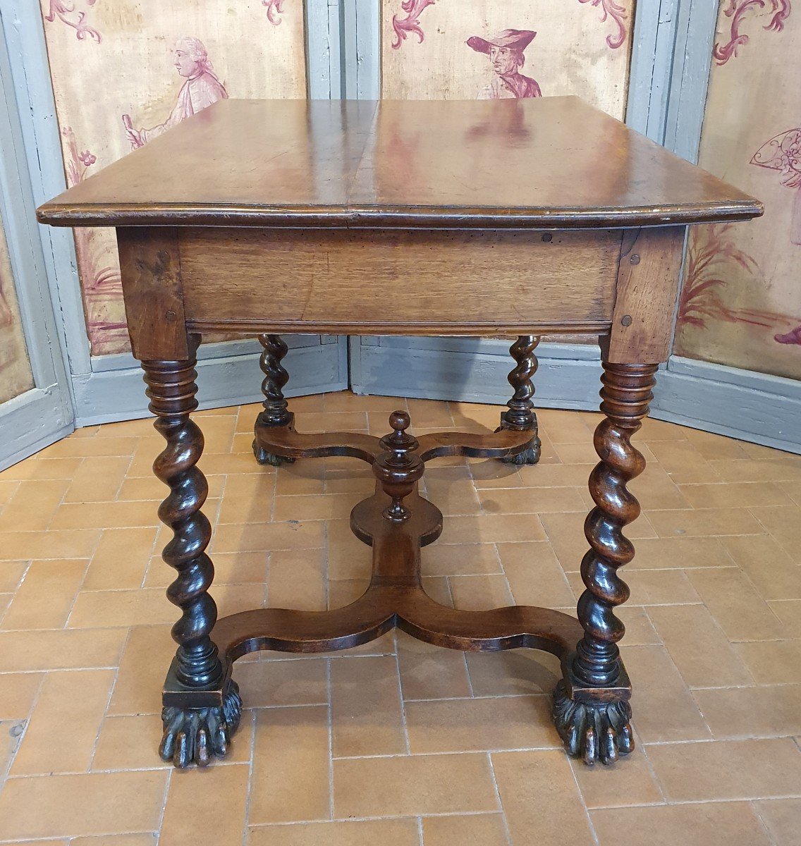 Table à Ecrire En Noyer Epoque Louis XIV-photo-4