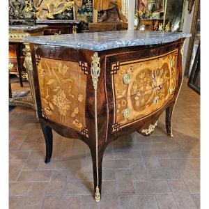 Transitional Period Jumping Chest Of Drawers