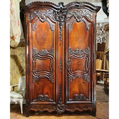 Importante Armoire Vallée Du Rhone Epoque Louis XV