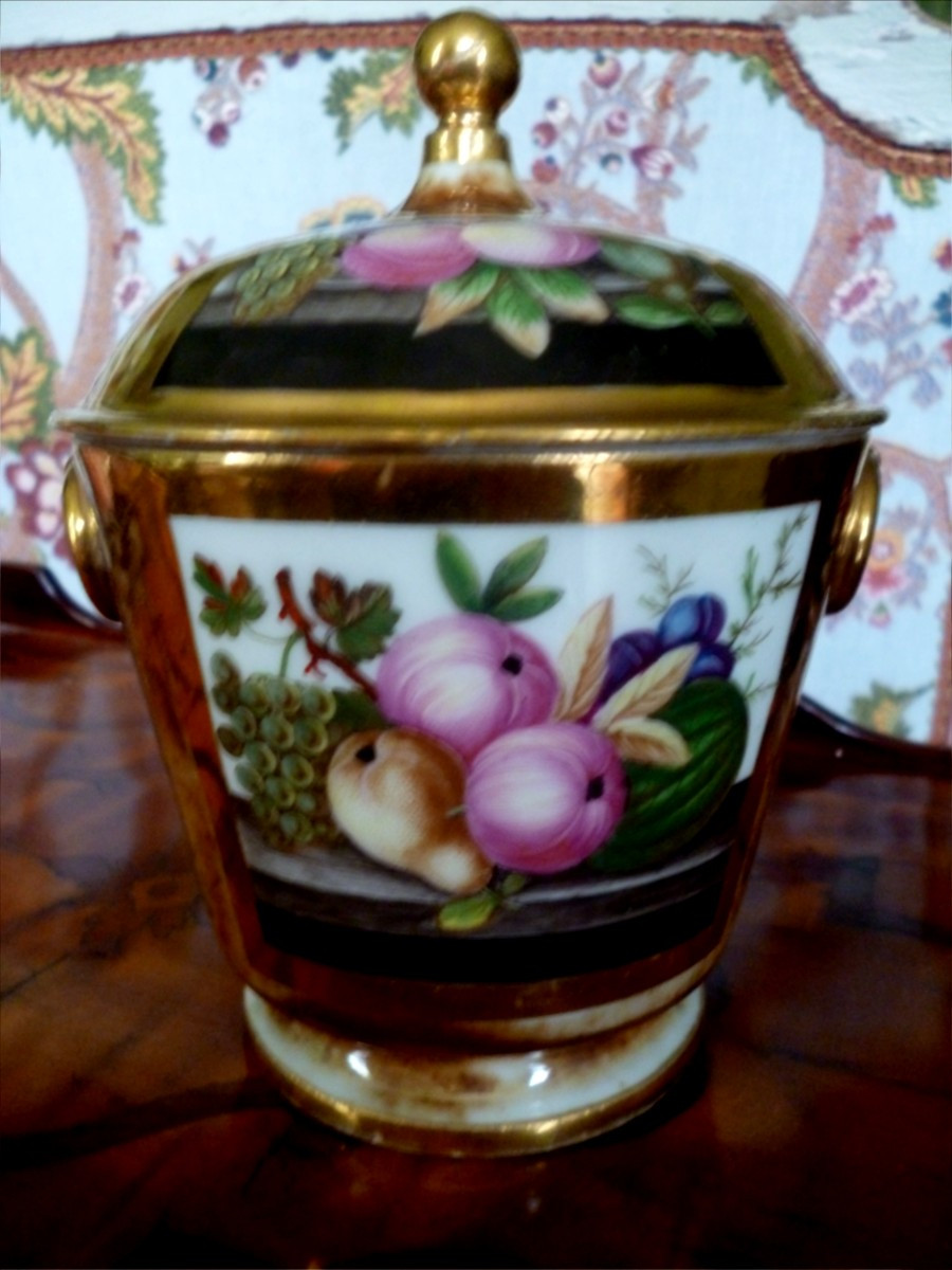 Sugar Bowl, Late 18th Century, Paris Porcelain 