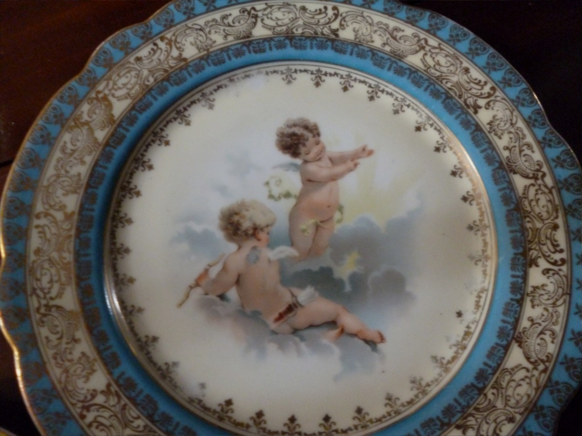  Assiettes  Angelots  Porcelaine de  Vienne  époque  XIX e-photo-5