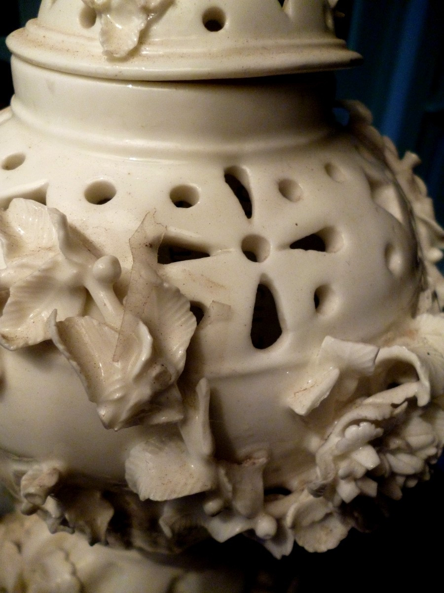 Grand  Pot  Pourri  en St  Cloud  époque  1730 /  1740-photo-1