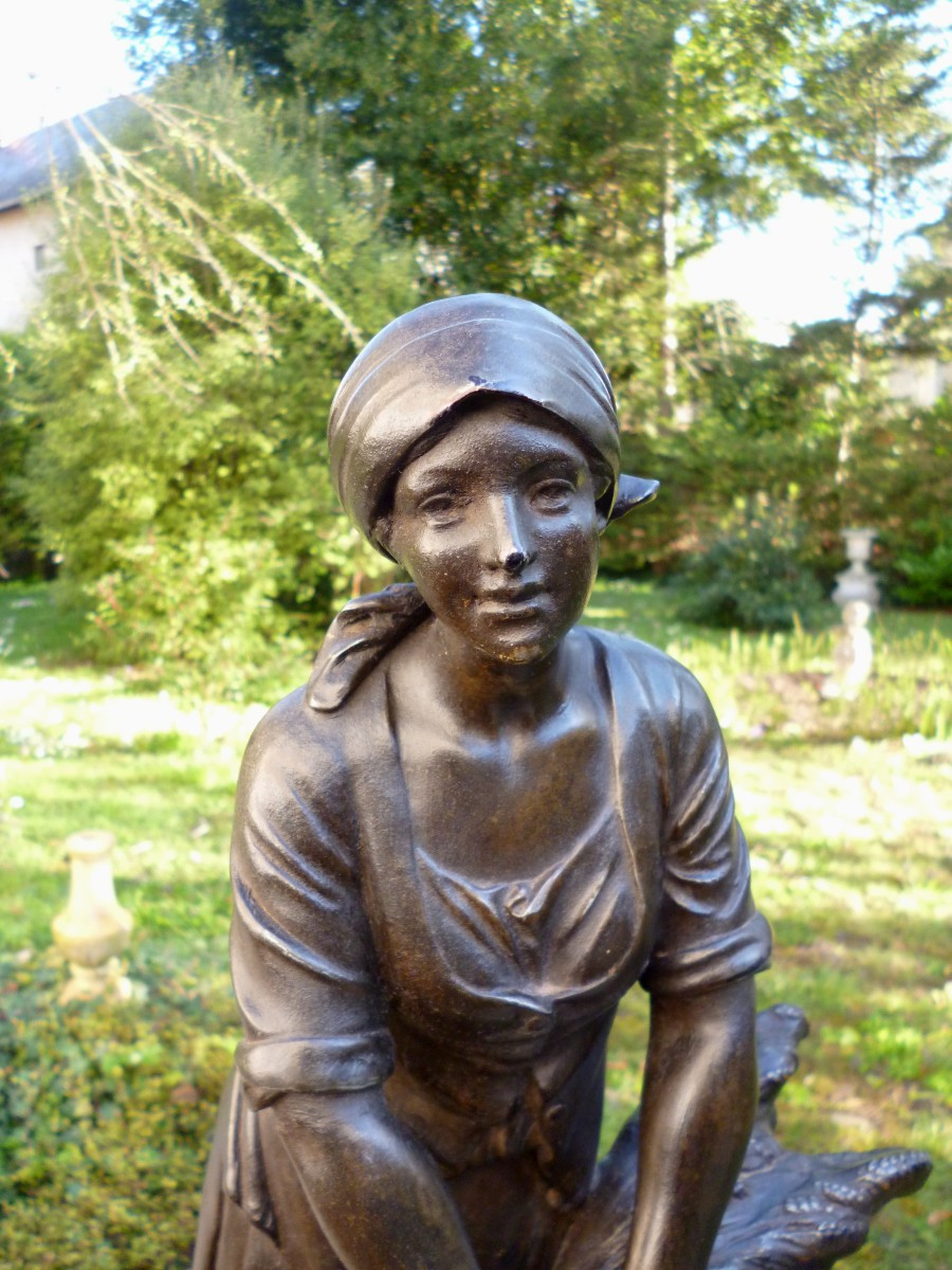 Statue  " La Faneuse "   Auguste Joseph  SCOTTE  1867  1925-photo-1