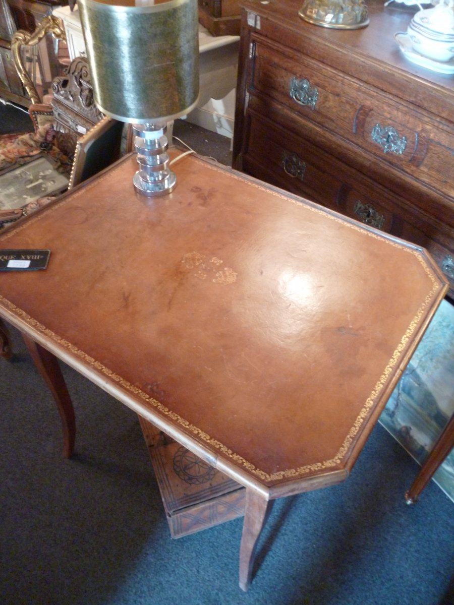 Side Table XVIII E Century-photo-3